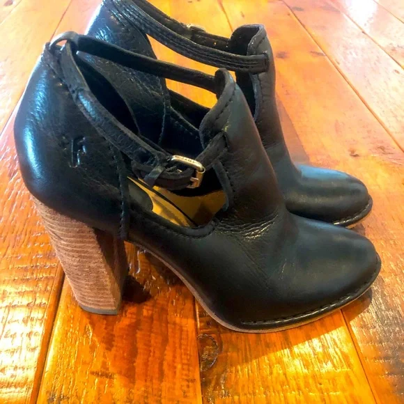 Frye Margaret Shortie Black Size 8 - Picture 2 of 7